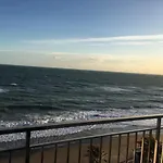 Apartment Beachfront 3-bedroom Calafell