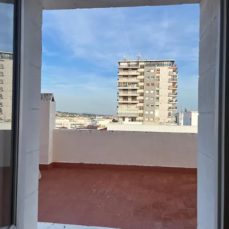 Beachfront 3-bedroom Appartement *