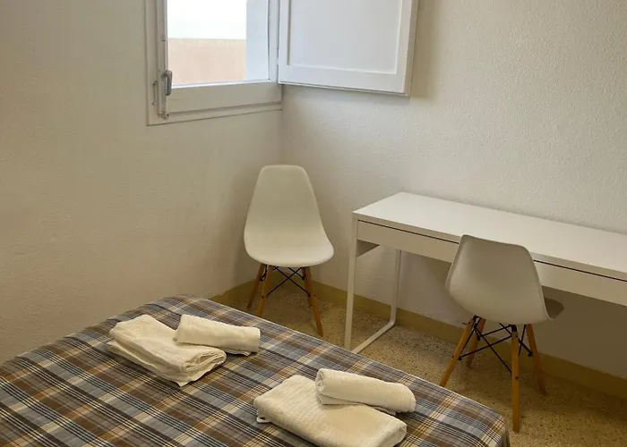 Beachfront 3-bedroom Appartement *