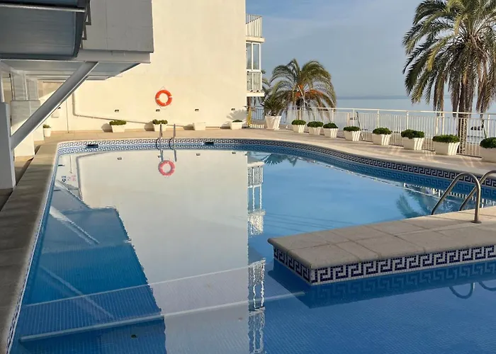 Beachfront 3-bedroom Appartement