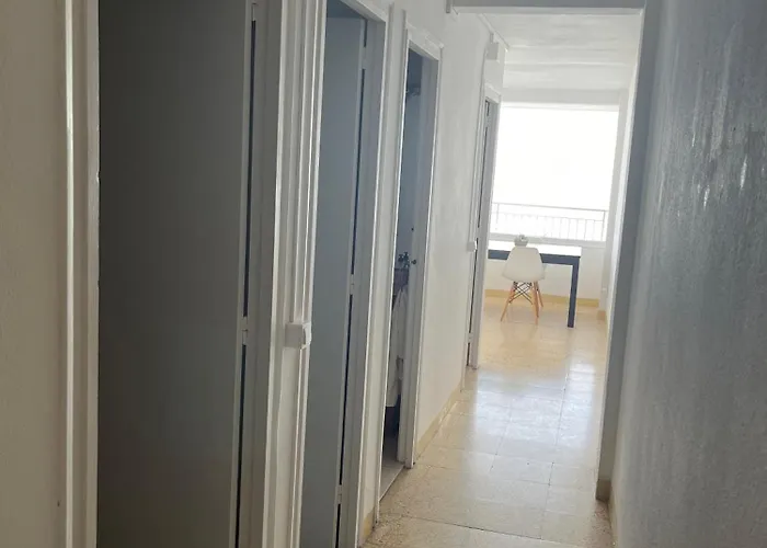 Beachfront 3-bedroom Calafell
